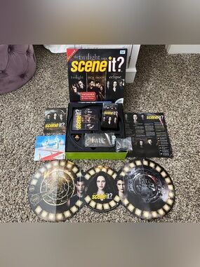 Twilight / New Moon / Eclipse - Deluxe Scene It? - DVD Board Game